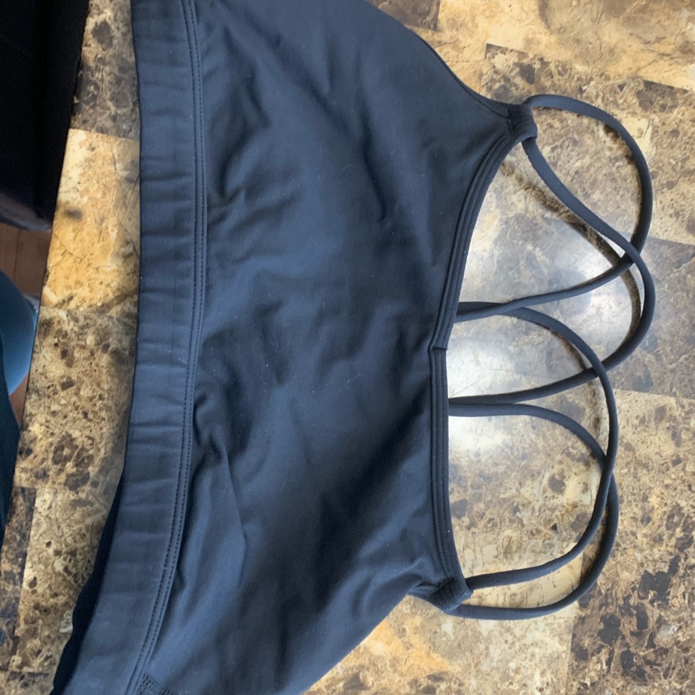 Lululemon sports bra